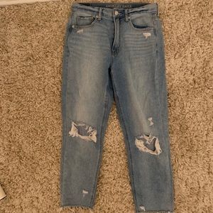 American Eagle mom jeans